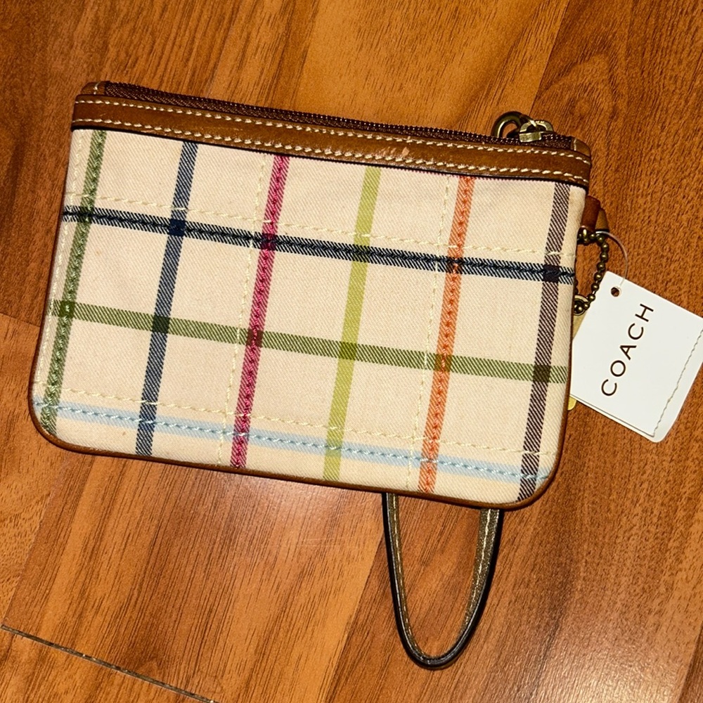 NWT Coach Zipper Wristlet In Fabric Plaid - Picture 6 of 11